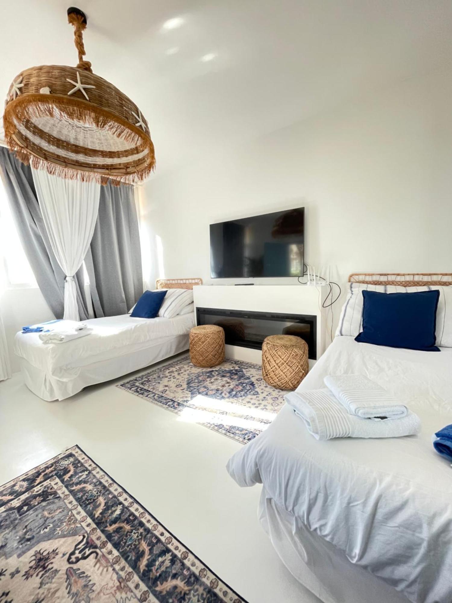 Beach Front Apartment Gibraltar Exterior foto