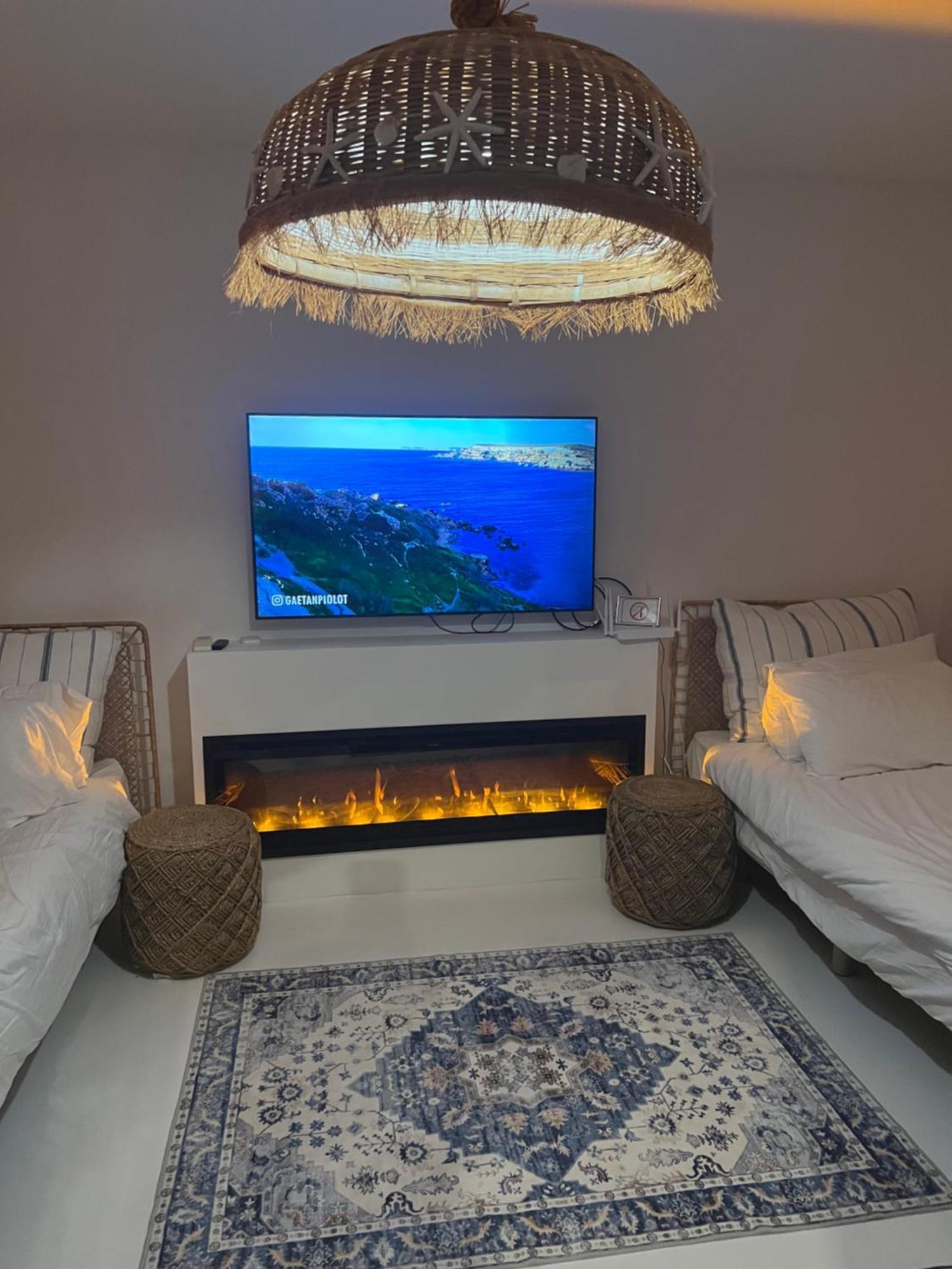 Beach Front Apartment Gibraltar Exterior foto
