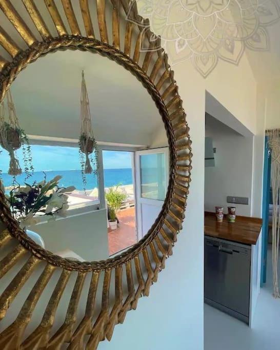Beach Front Apartment Gibraltar Exterior foto